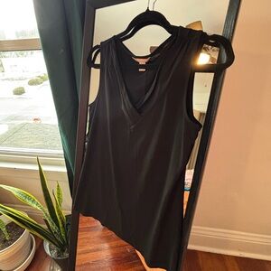 Banana Republic Black V-Neck Tank Top